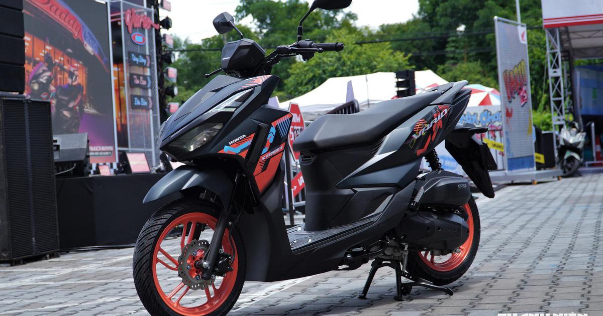 Honda Vario 125 bản tay lái trần có gì khác biệt?