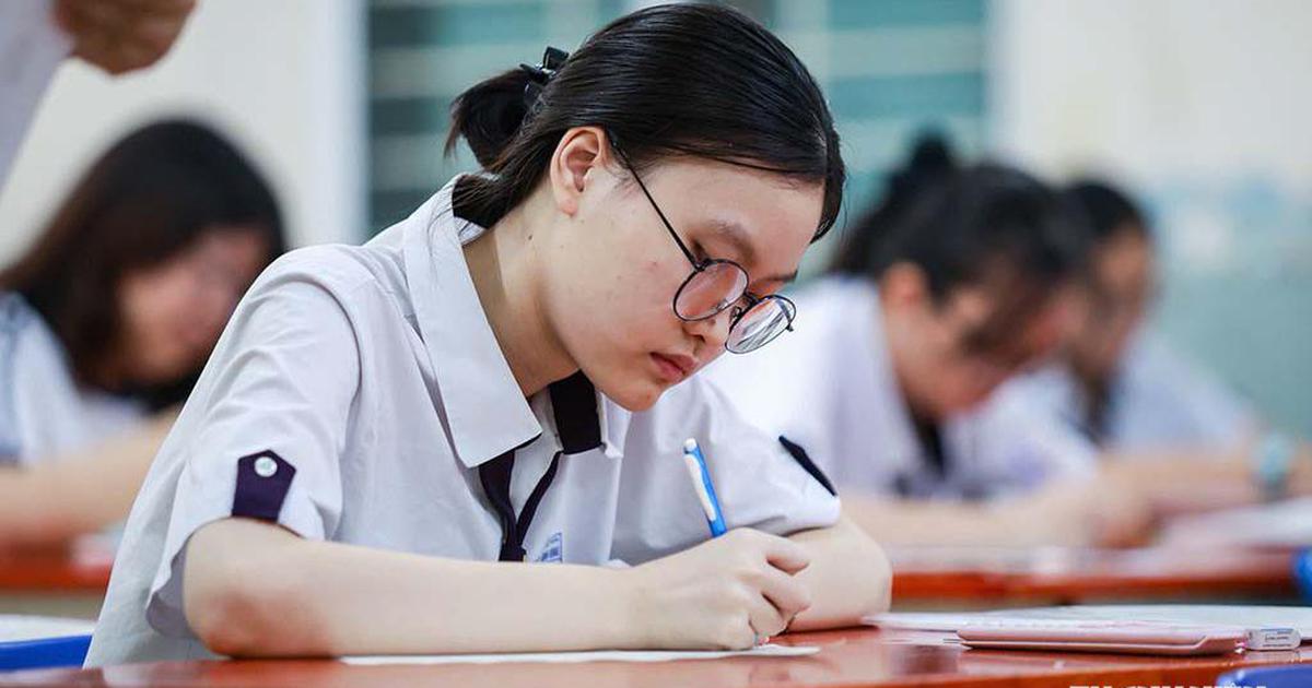 Bài toán 'học thật, thi thật': Phá thế độc đạo cửa hẹp một kỳ thi