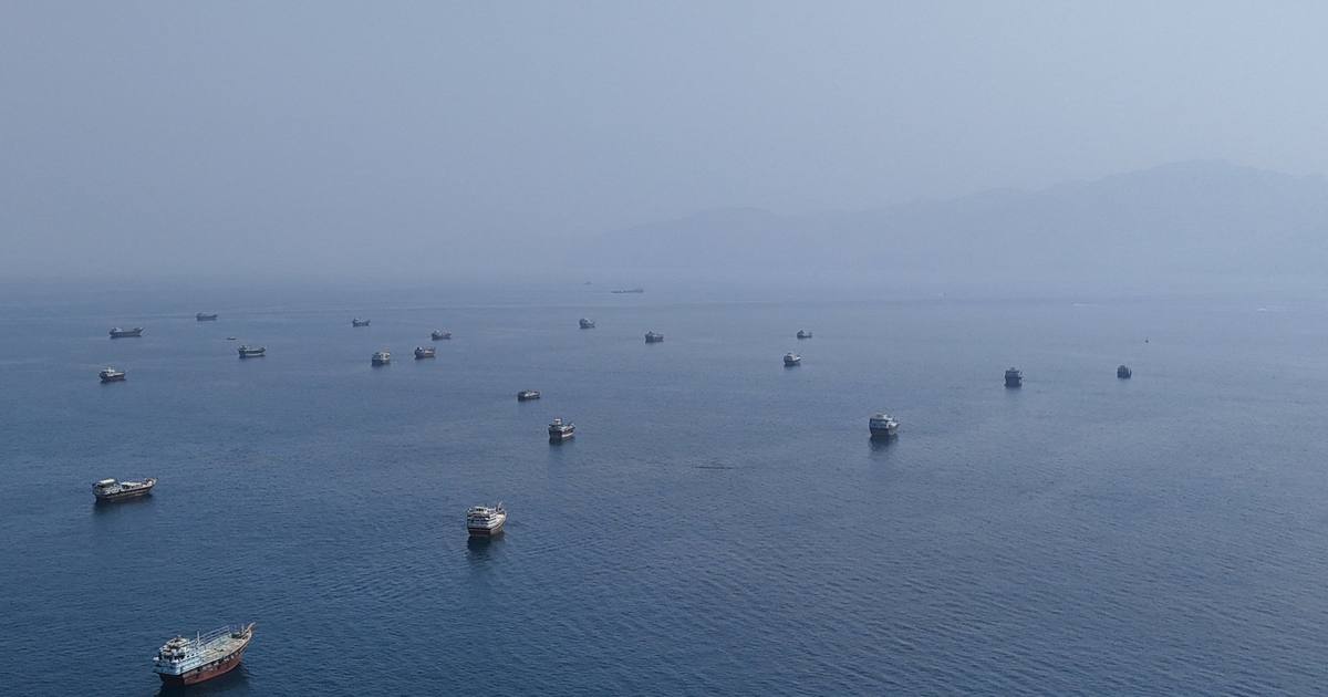 Mỹ tấn c&ocirc;ng một đảo ở eo biển Hormuz, Iran lập tức đ&aacute;p trả