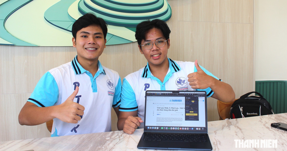 Học sinh Trường Phổ th&ocirc;ng Năng khiếu l&agrave;m tiện &iacute;ch học tiếng Anh ngay khi lướt web