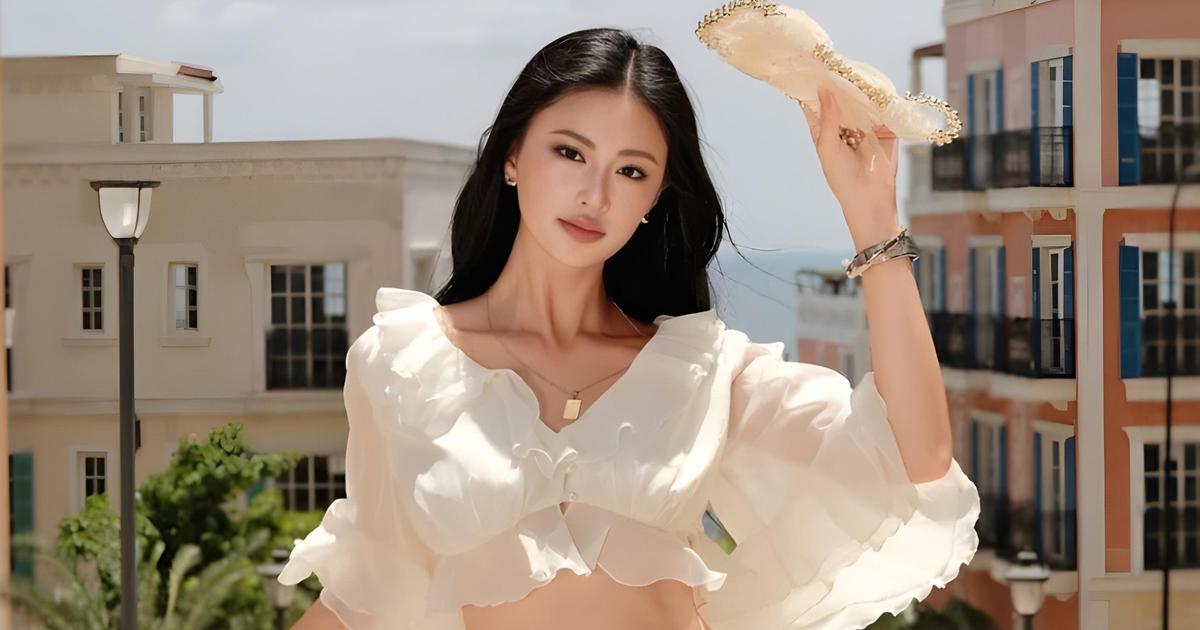 Biến hóa mọi phong cách với áo crop top cá tính