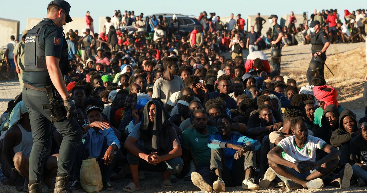 Ceuta vẫn quá tải sau làn sóng di cư