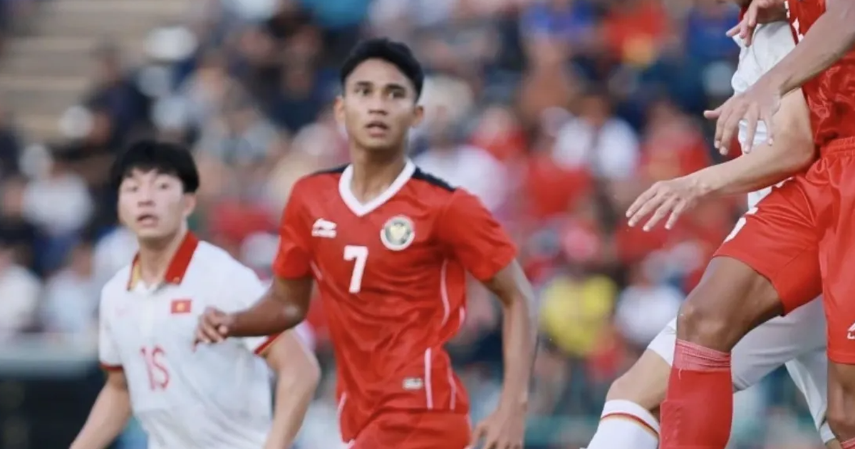 Chưa hết choáng vì thua Việt Nam, Indonesia nhận tiếp cú sốc: Sao trẻ đau nặng, sớm rời ASEAN Cup