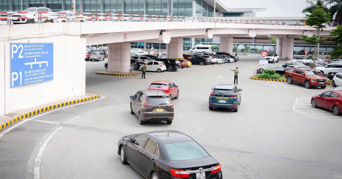 Từ trưa nay, Nội Bài điều chỉnh làn đón xe công nghệ sau 'bão 1 sao'