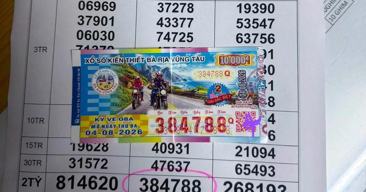 Trúng độc đắc xổ số miền Nam, chàng trai đổi thưởng lúc 3 giờ sáng