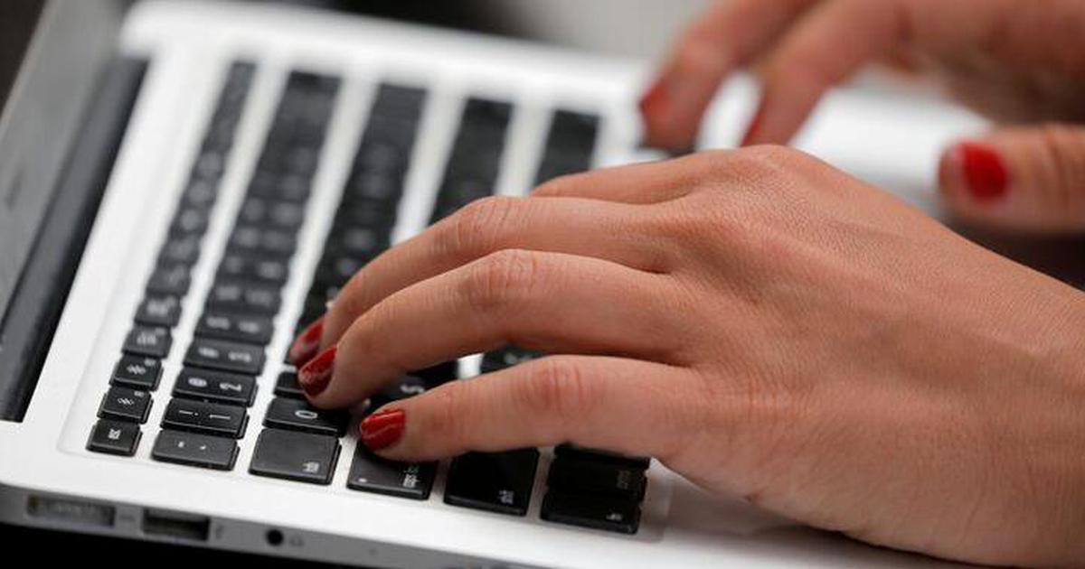 Vì sao pin laptop gần như không bao giờ vượt mốc 99 Wh?