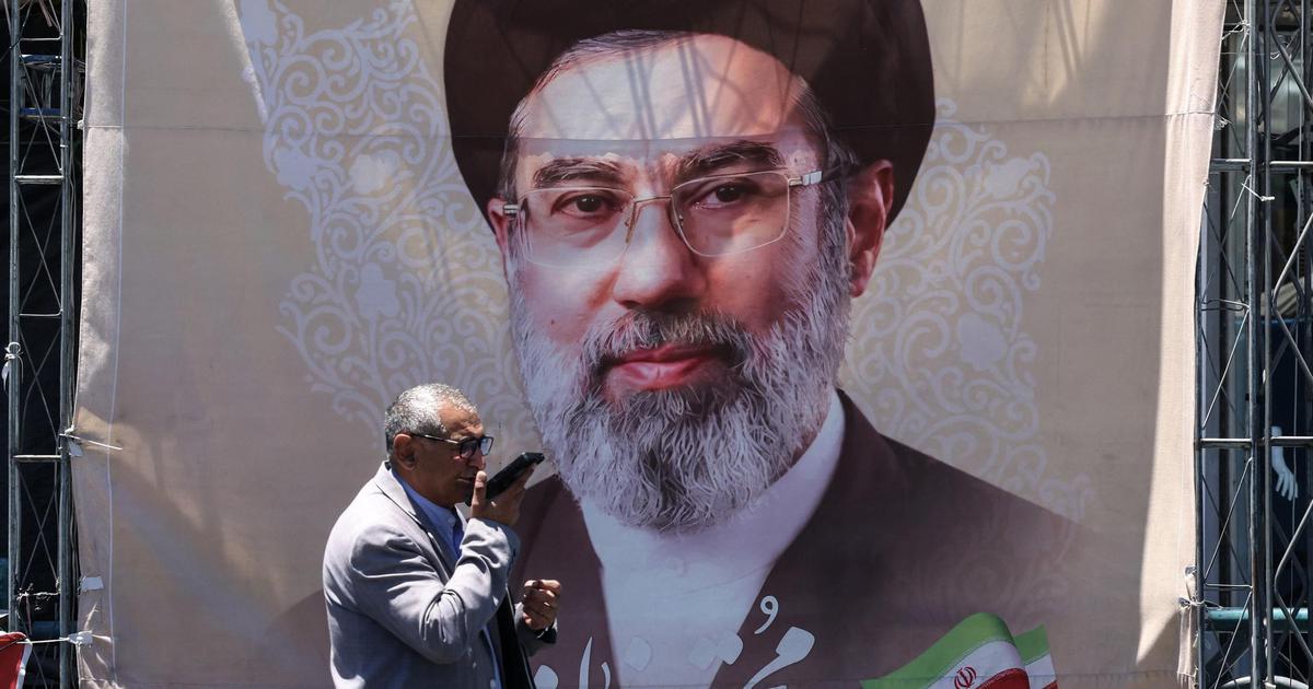 Tổng thống Iran nói rất khó liên lạc với Lãnh tụ tối cao