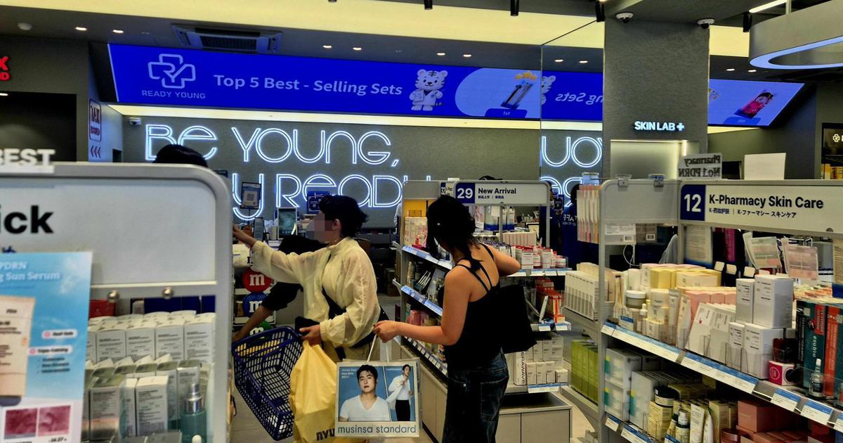 Cách Hàn Quốc lôi kéo du khách nước ngoài vào nhà thuốc