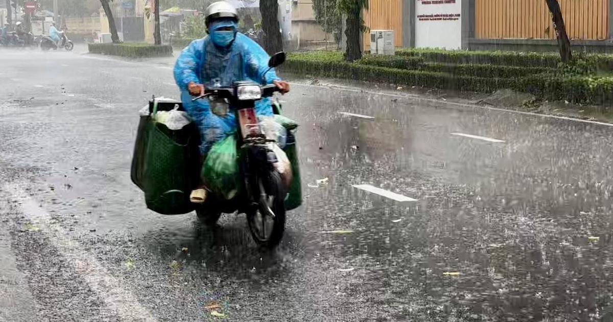 Hôm nay, TP.HCM và Nam bộ đón đợt mưa giông kéo dài