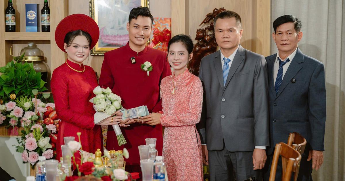 'Tôi là vợ của ba cô dâu': Chuyện mẹ kế tặng con chồng 500 triệu ngày vu quy