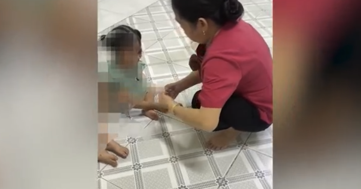 Sở GD-ĐT TP.HCM lên tiếng vụ cô giáo bắn dây thun vào chân trẻ