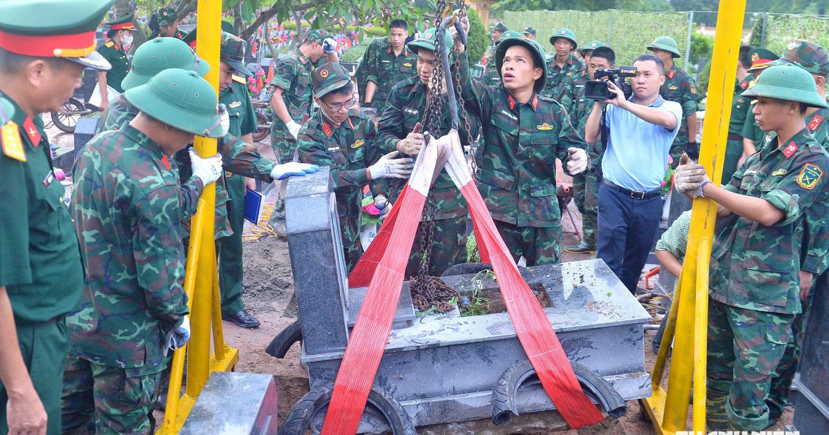Khai quật 469 mộ liệt sĩ chưa rõ danh tính tại Nghĩa trang Mai Dịch