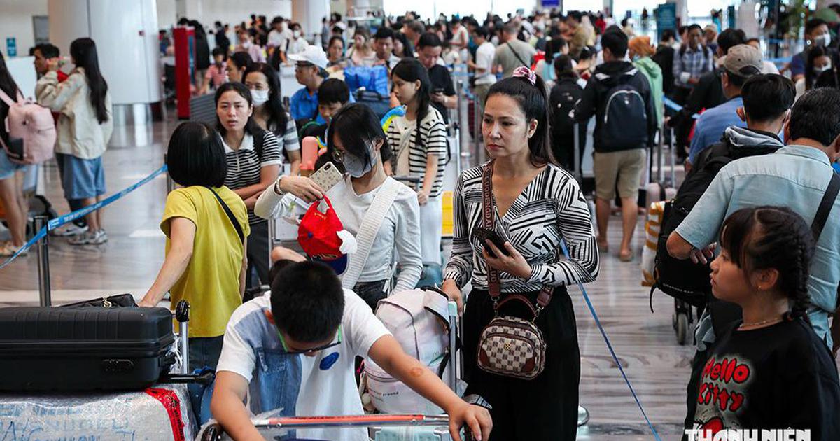 Vé máy bay lễ 2.9 'nóng' dần