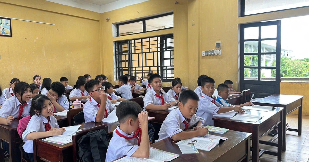 Huế dừng chương tr&igrave;nh miễn ph&iacute; s&aacute;ch gi&aacute;o khoa đại tr&agrave; để tr&aacute;nh l&atilde;ng ph&iacute;