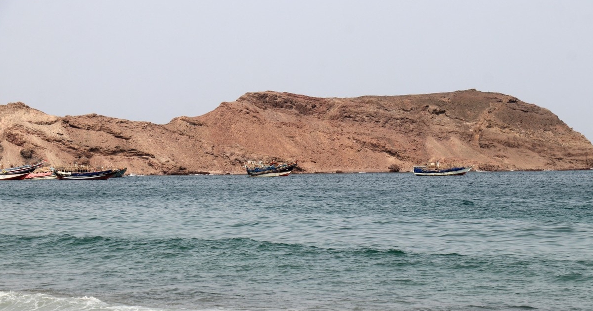 Houthi chiếm đảo chiến lược ở eo biển Bab al-Mandab, Iran l&ecirc;n tiếng