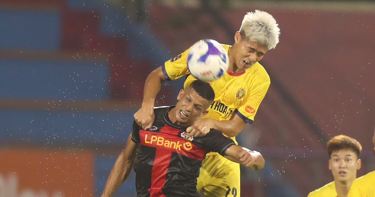 Lucao rực sáng với không chiến, Ninh Bình hạ Thanh Hóa giành ngôi đầu V-League