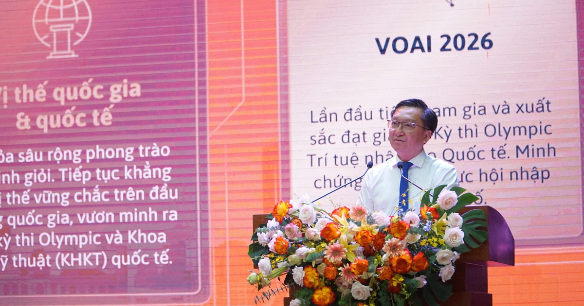TP.HCM thu h&uacute;t, đ&atilde;i ngộ gi&aacute;o vi&ecirc;n giỏi v&agrave; hỗ trợ học sinh ph&aacute;t huy năng lực