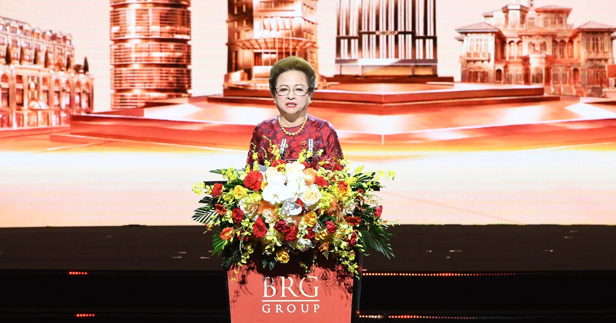 Chủ tịch BRG Nguyễn Thị Nga được phong tặng danh hiệu Anh hùng Lao động
