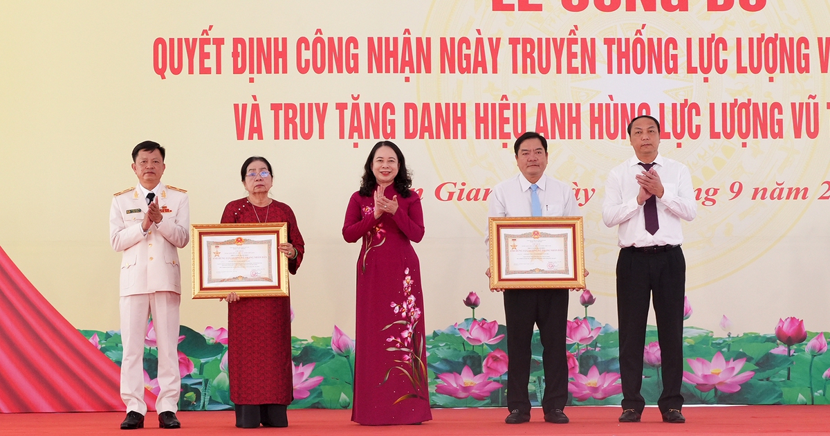 Phó chủ tịch nước Võ Thị Ánh Xuân dự Ngày truyền thống lực lượng vũ trang An Giang
