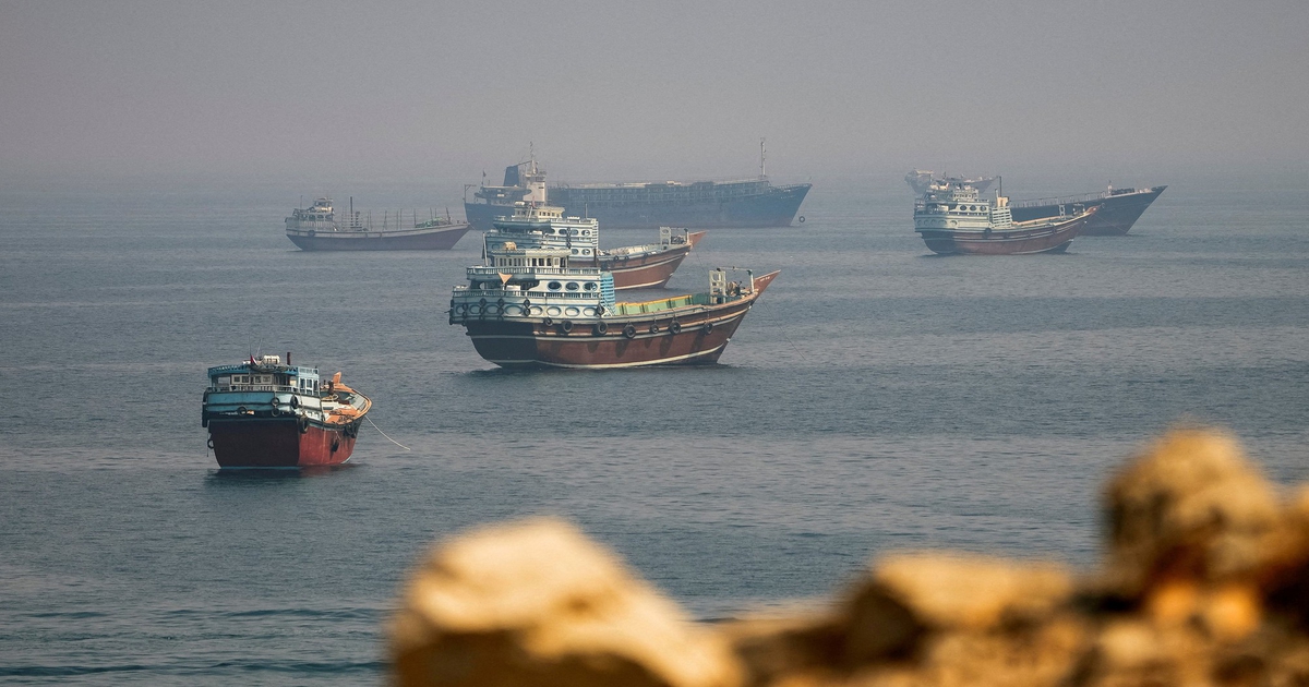 Đ&agrave;m ph&aacute;n về eo biển Hormuz bất ngờ bị ho&atilde;n v&agrave;o ph&uacute;t ch&oacute;t