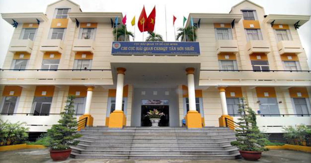 Lô thực phẩm "tắc" hơn 100 ngày, doanh nghiệp kêu cứu