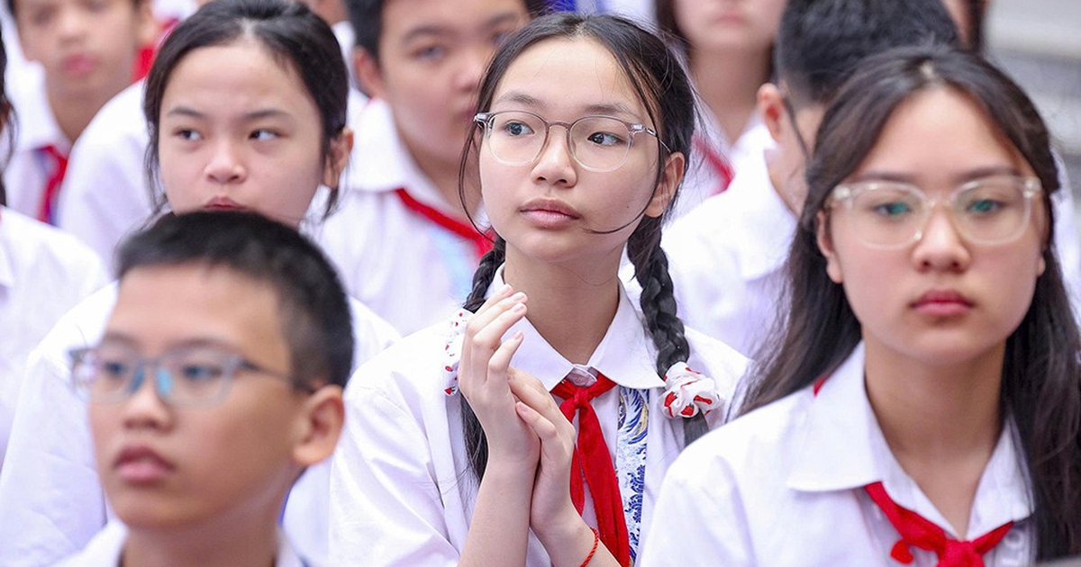 Bộ GD-ĐT dự kiến bỏ quỹ phụ huynh, nhiều lớp đ&atilde; thu xong