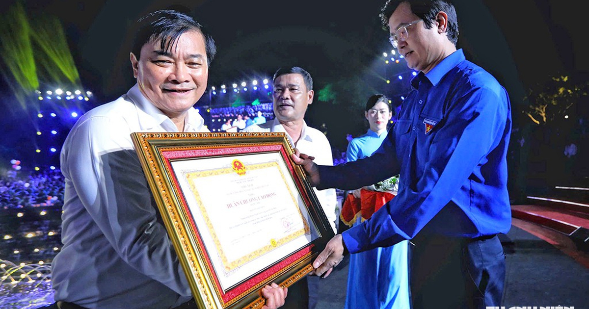 Tin tức đặc biệt tr&ecirc;n b&aacute;o in Thanh Ni&ecirc;n 17.9.2026