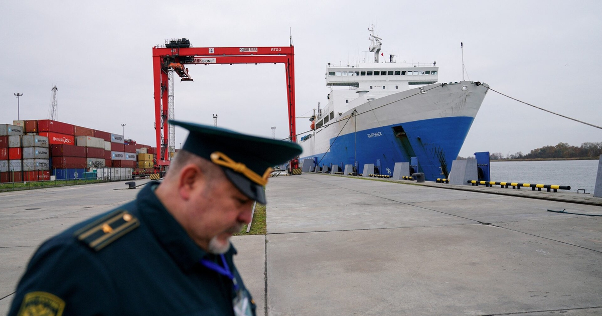 Nga c&aacute;o buộc NATO diễn tập kịch bản phong tỏa Kaliningrad, c&ocirc; lập St. Petersburg