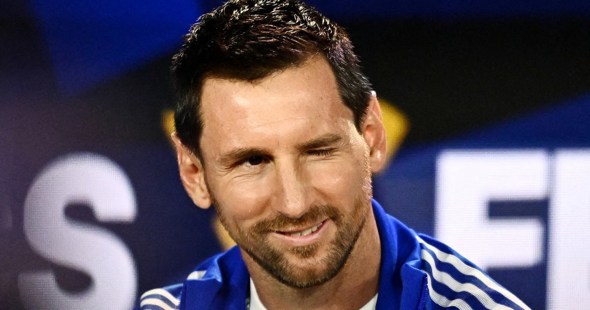 Báo Tây Ban Nha: Lionel Messi chuẩn bị tiếp quản quyền sở hữu CLB CD Eldense