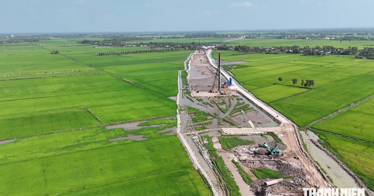 Hỗ trợ nông dân bị ảnh hưởng do thi công cao tốc Cà Mau - Đất Mũi