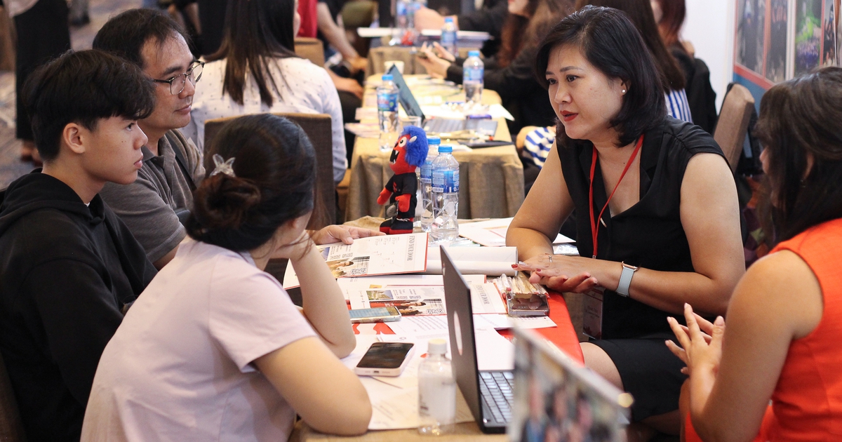 Canada tăng y&ecirc;u cầu chứng minh t&agrave;i ch&iacute;nh với du học sinh