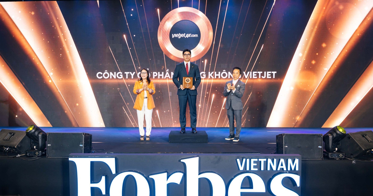 Forbes tiếp tục vinh danh Vietjet trong Top 50 Công ty niêm yết tốt nhất Việt Nam