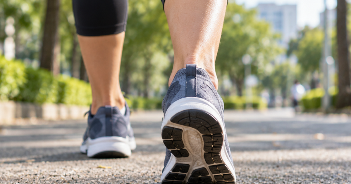 Đi bộ có giúp giảm a xít uric ở người bị gout?