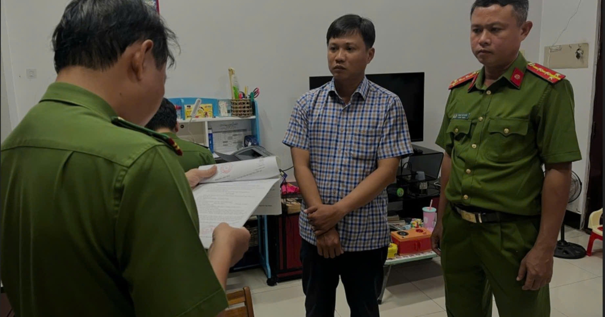 Khởi tố đăng kiểm viên nhận hối lộ 120 triệu đồng để "làm luật"