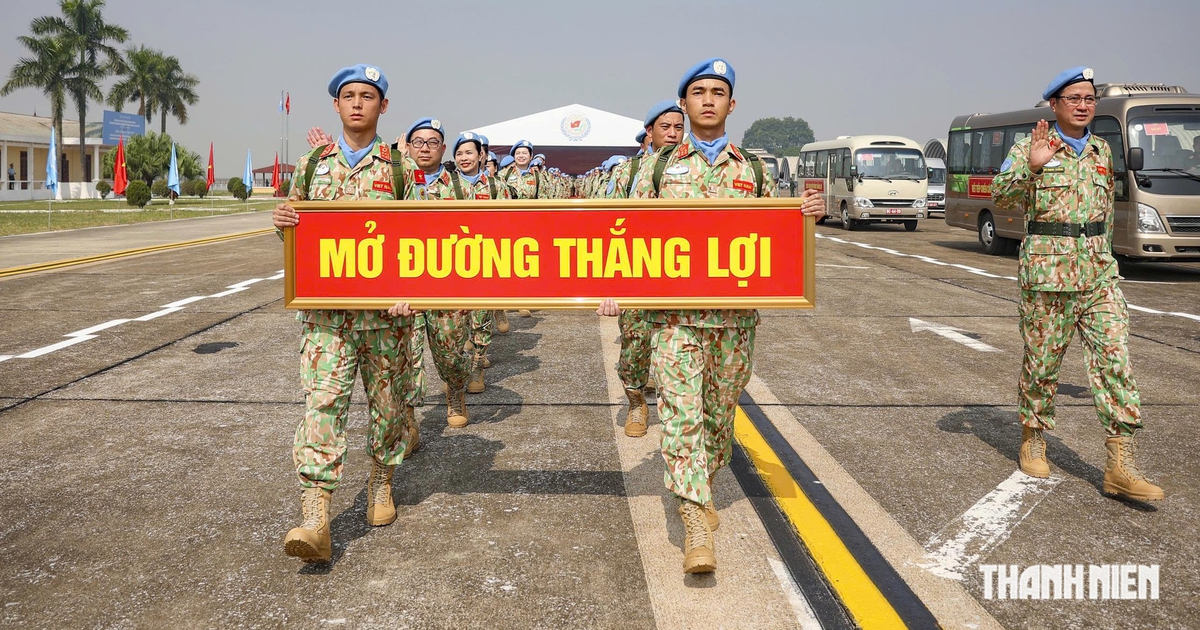 Phó chủ tịch nước giao nhiệm vụ cho 247 chiến sĩ gìn giữ hòa bình Liên Hiệp Quốc