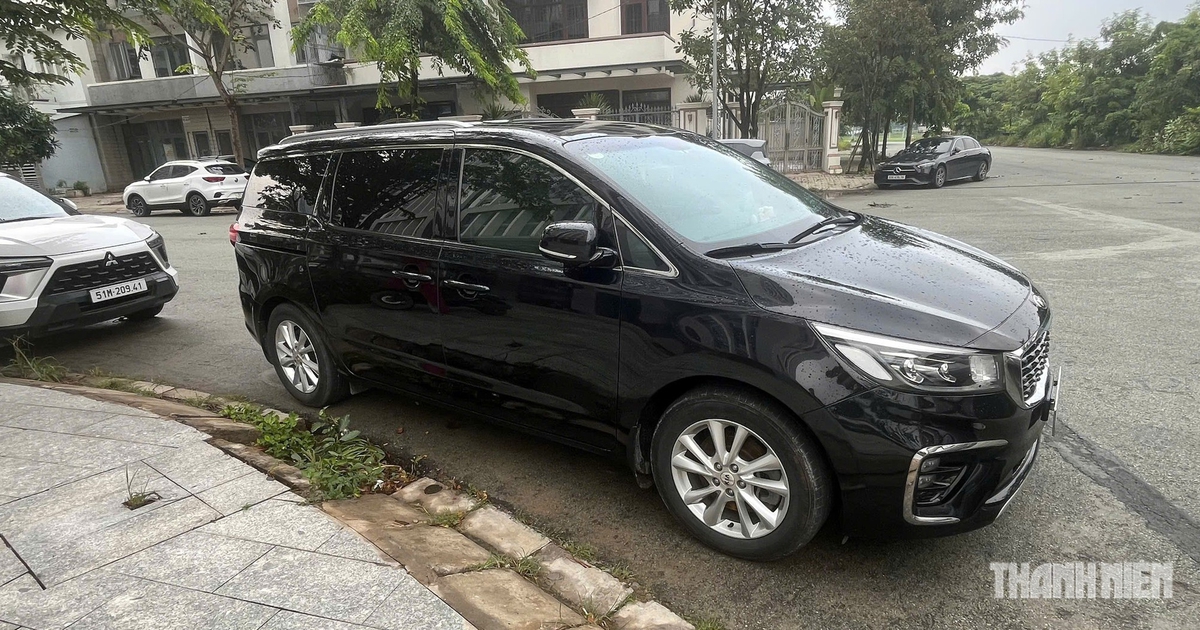 5 sai lầm khi đỗ ô tô dưới mưa dài ngày, dễ gây hư hại xe