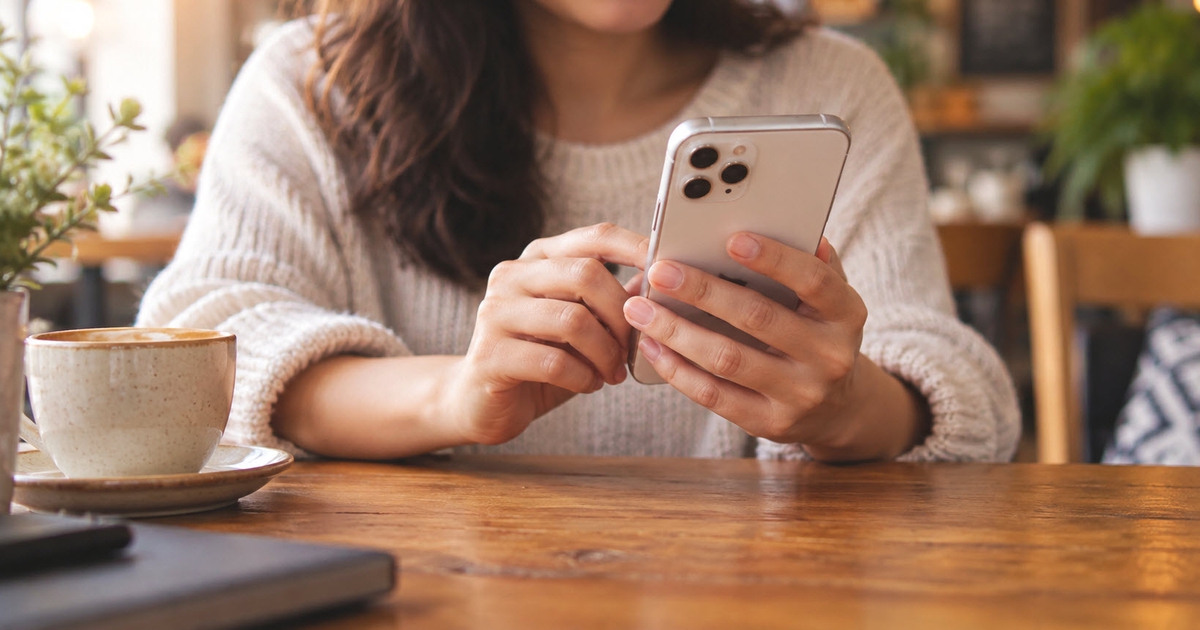 Apple chèn quảng cáo khó tắt lên iOS gây bức xúc