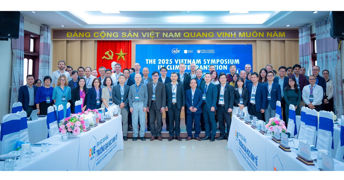 Chung dòng máu Lạc Hồng: Giáo sư trẻ và cách đóng góp từ xa cho quê hương