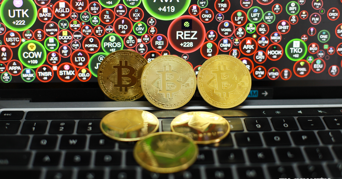 Giá Bitcoin hôm nay 26.9.2026: Altcoin đồng loạt tăng khi BTC giao dịch quanh mốc 84.000 USD