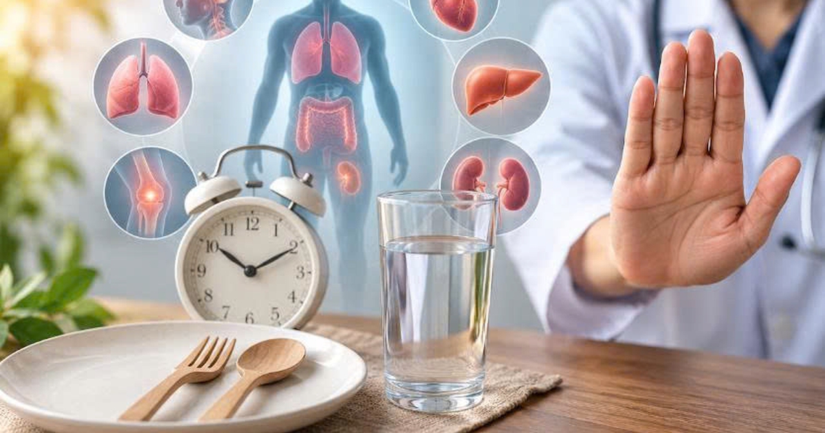 Nhịn ăn, uống ít nước để "chữa bách bệnh": Bác sĩ cảnh báo