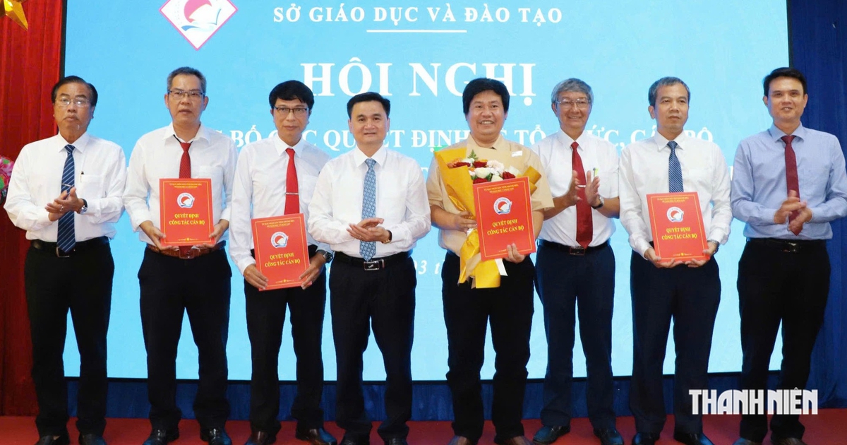 Kh&aacute;nh H&ograve;a c&ocirc;ng bố nh&acirc;n sự 6 trường THPT sau sắp xếp