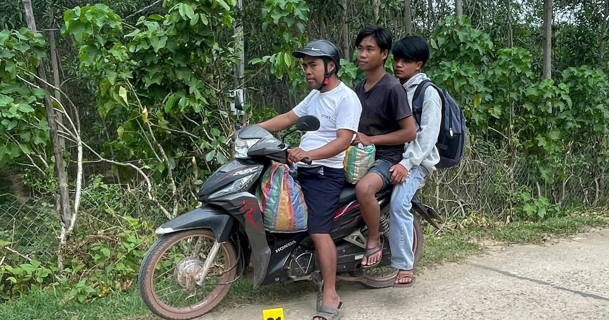 Từ 2 người kh&ocirc;ng giấy tờ, lộ đường d&acirc;y đưa người nhập cảnh 'lậu' v&agrave;o Việt Nam