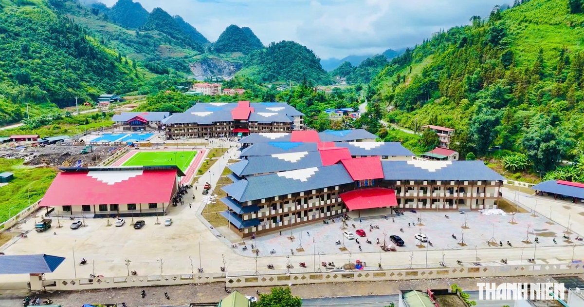 Trường học 215 tỉ đồng v&ugrave;ng bi&ecirc;n, điểm cầu trực tiếp lễ khai giảng chung cả nước