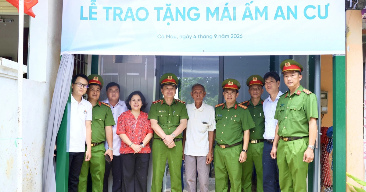 46 gia đ&igrave;nh kh&oacute; khăn ở C&agrave; Mau nhận nh&agrave; mới, mỗi căn hơn 100 triệu đồng