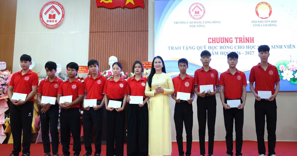 L&acirc;m Đồng: Gần 5 tỉ đồng tiếp sức học sinh kh&oacute; khăn đến trường