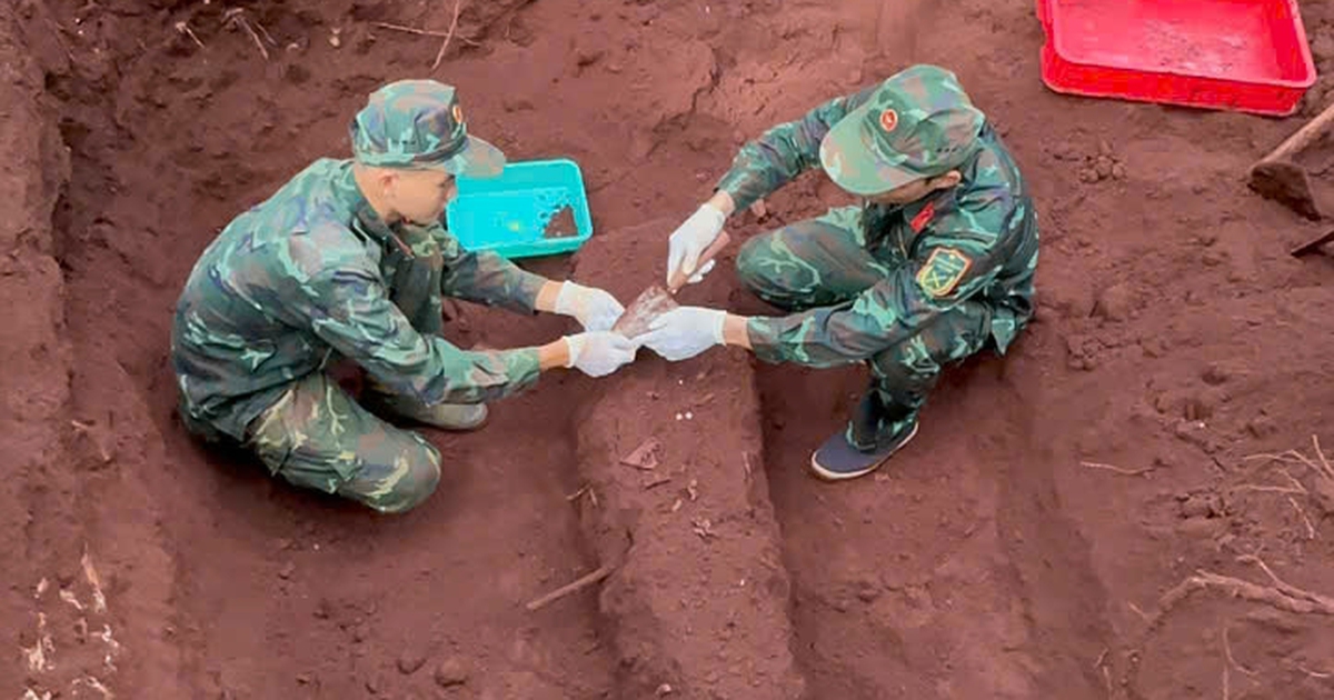 Tìm thấy thêm 4 hài cốt liệt sĩ ở sân bay Lộc Ninh