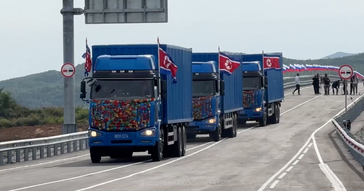 Nga - Triều Ti&ecirc;n kh&aacute;nh th&agrave;nh cầu đường bộ đầu ti&ecirc;n