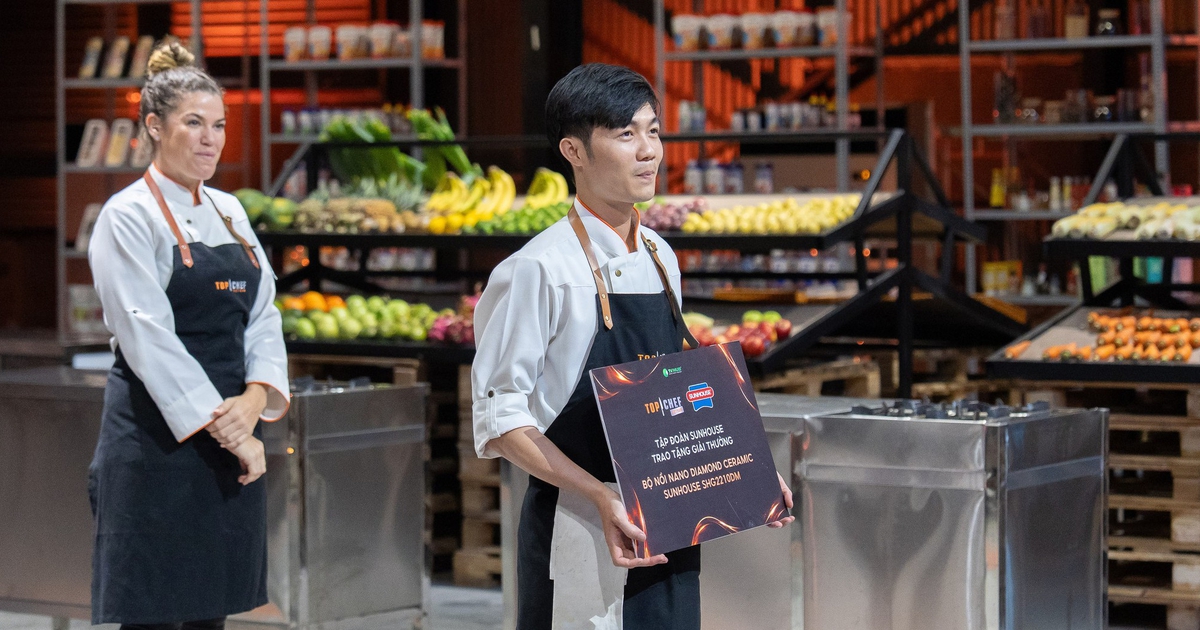 Thất bại ở 20 ph&uacute;t 'sinh tử', một đầu bếp ngậm ng&ugrave;i rời Top Chef