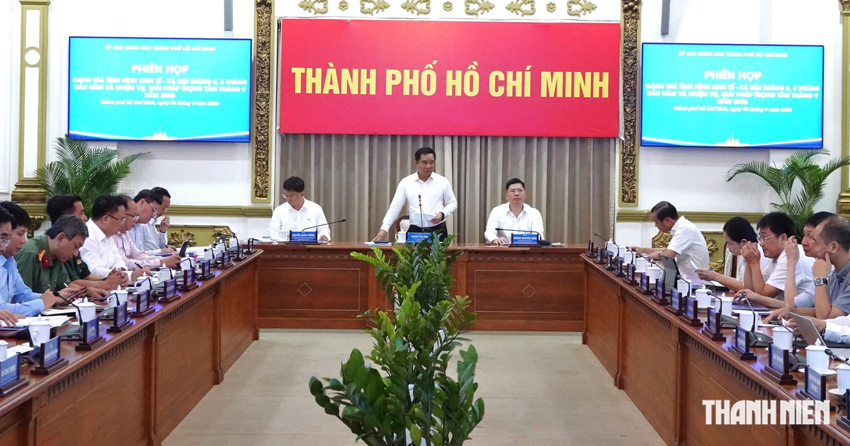 TP.HCM dự kiến giảm 10 ủy viên UBND thành phố