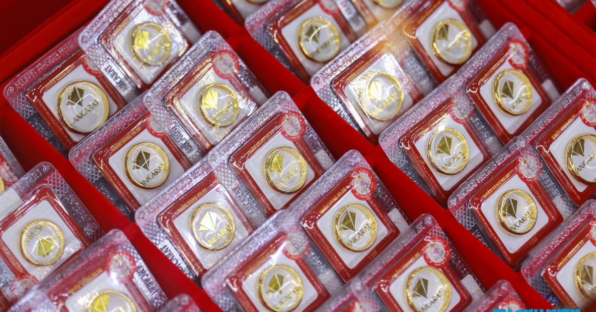 Giá vàng đảo chiều tăng mạnh
